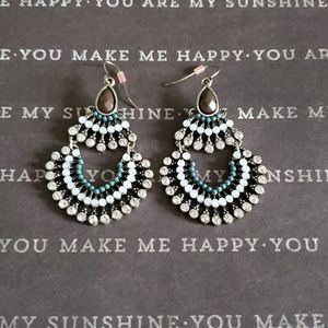 Chandelier earrings
